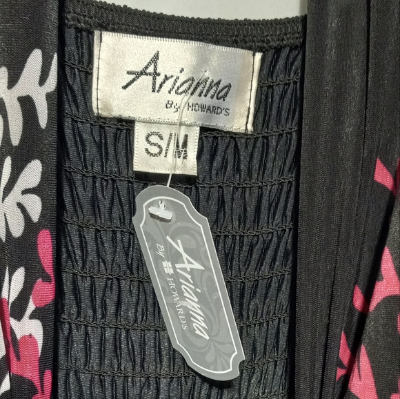 NWT Arianna Leafy Print Halter Dress, S/M, Shark Bite Hem, Black/Pinks/Gray - Picture 2 of 6